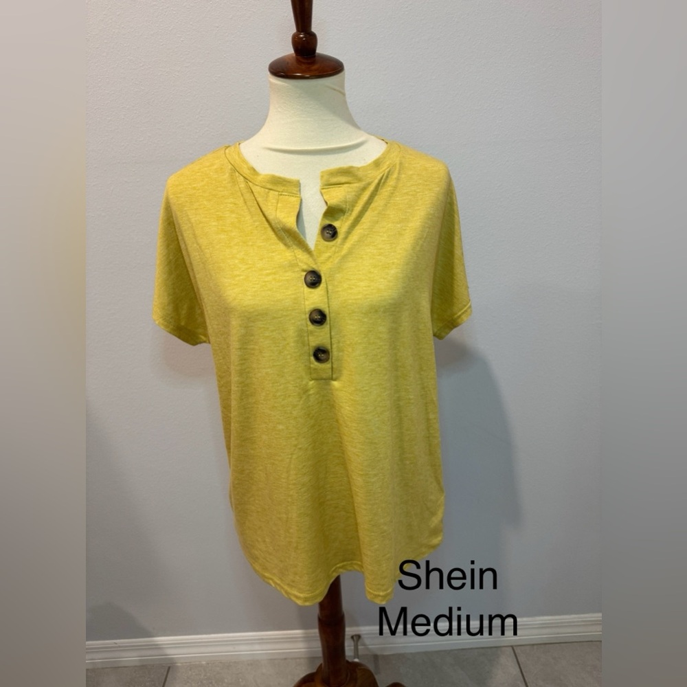 SHEIN Mustard Button-Front Short Sleeve Top